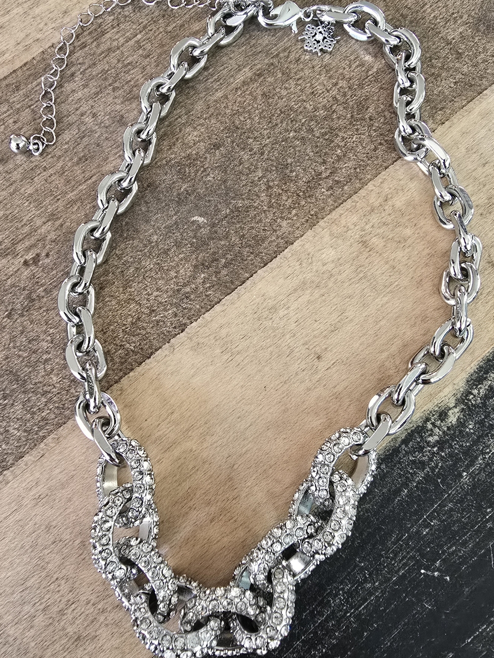White House Black Market Silver Crystal Link Necklace